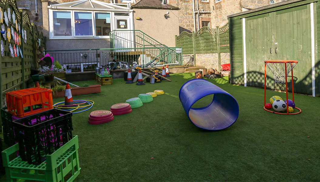 44 St Swithin Nursery Room Garden