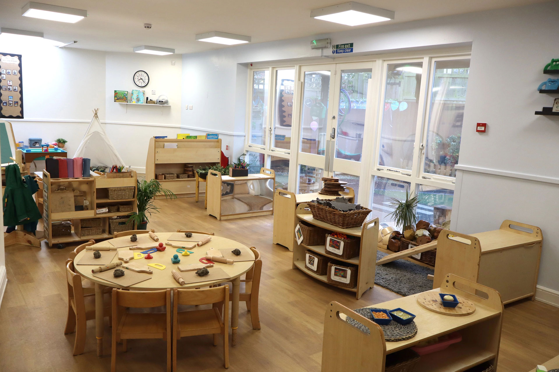 Crouch End Fields Day Nursery and Preschool Brigth Beginnings