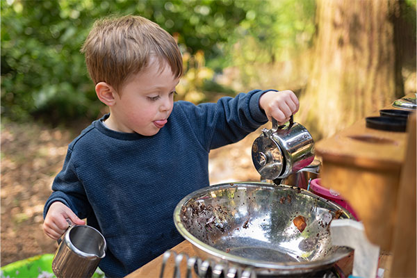 Our Favourite Outdoor Play Activities